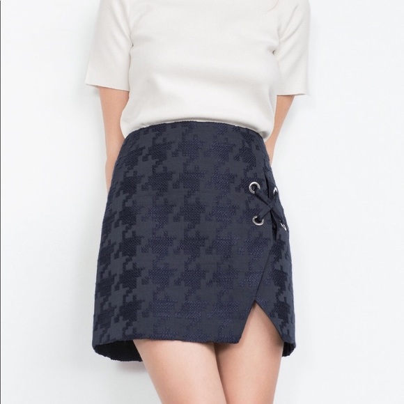 Zara Dresses & Skirts - LAST CHANCE!!  Zara Blue Houndstooth Cross-laced Skirt